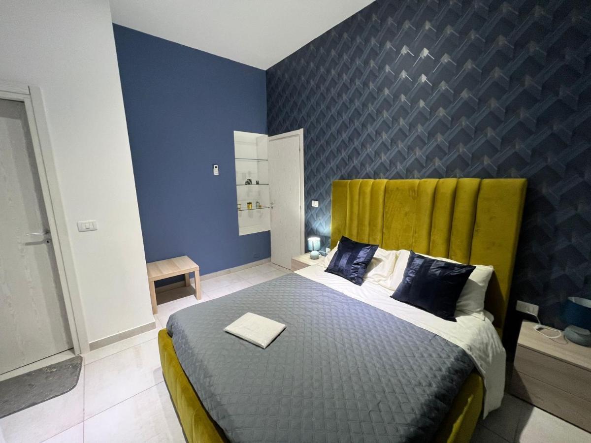 Sky House Luxury Apartment Napoli Bagian luar foto